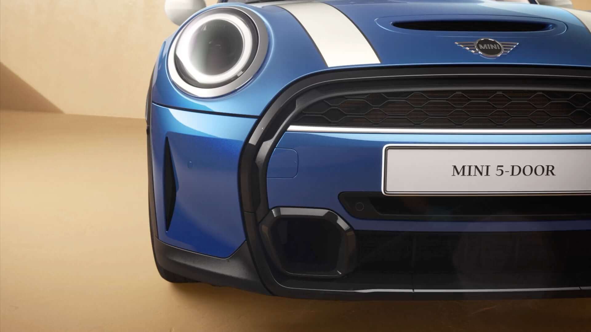 MINI 5-врати Hatch – преден поглед – сино и бело
