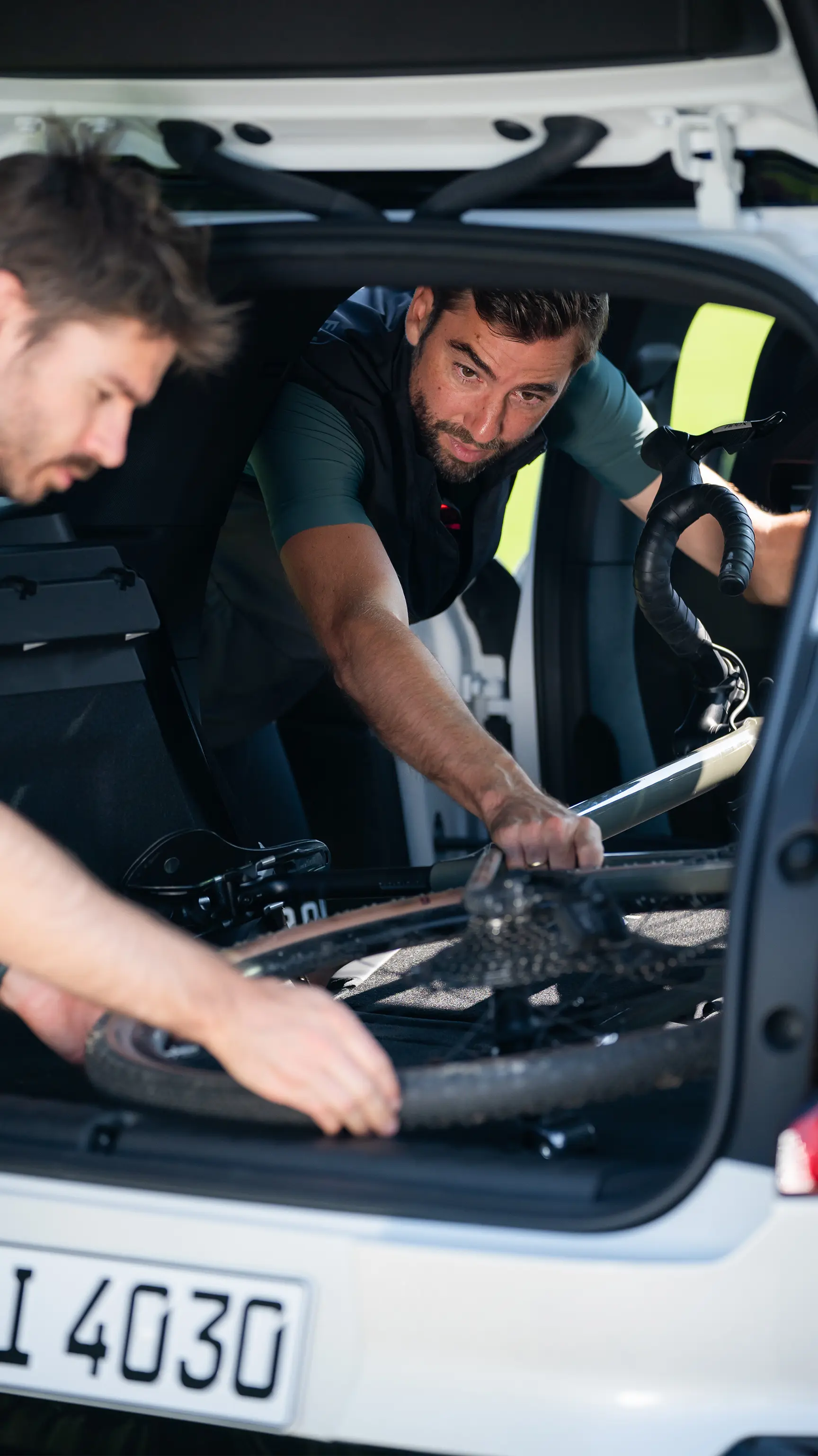 MINI Countryman -Точак во багажник