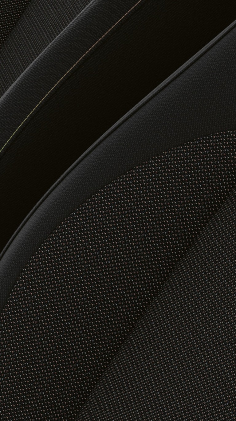 MINI Cooper SE со 3 врати – внатрешност - стандардна опрема
