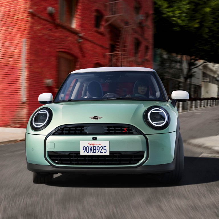 MINI Cooper 3- врати - мозаик - надворешност