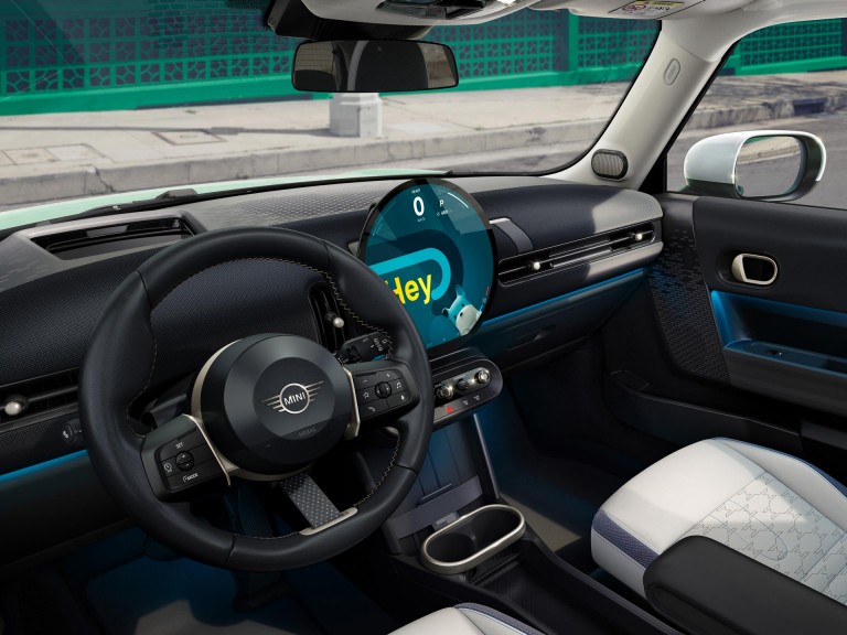 MINI Cooper 3-врати - внатрешност - вовед